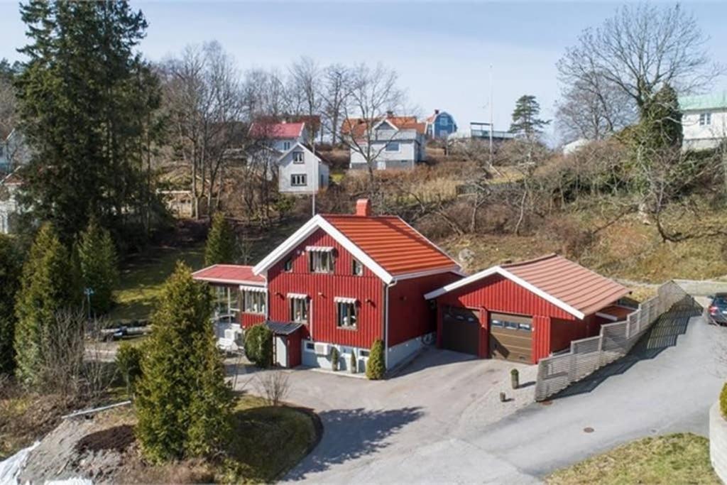 Apartmán Nyrenoverat Kaellarlaegenhet Ljungskile Exteriér fotografie
